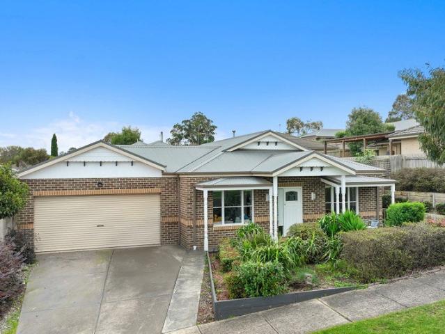 House for sale in Drouin, Victoria