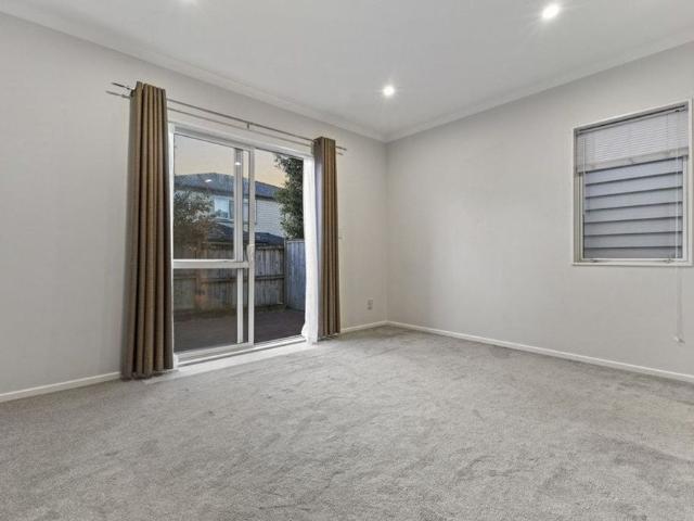 House for rent in Howick, Oroua County