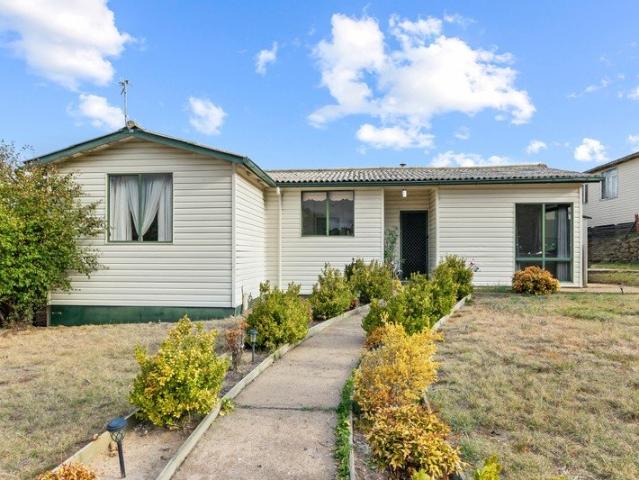 House for sale in Cooma, Snowy Monaro Regional Council