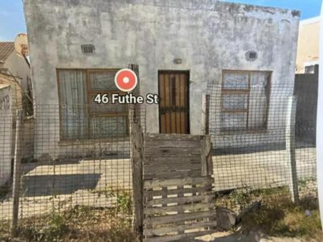 House for sale in Khayelitsha, City of Cape Town