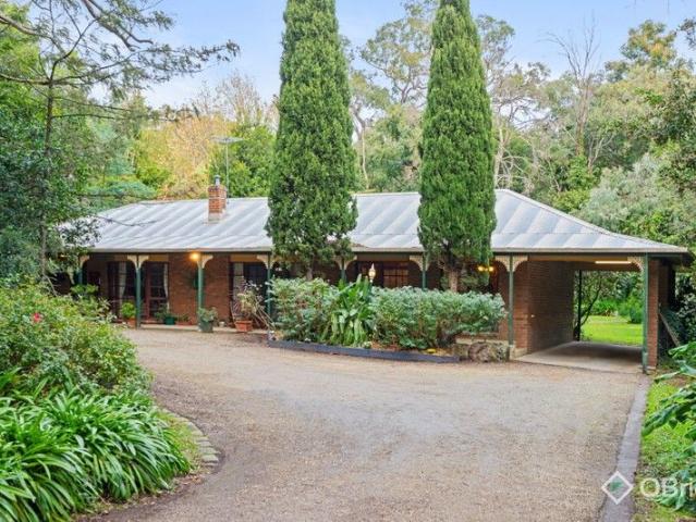 House for sale in Beaconsfield Upper