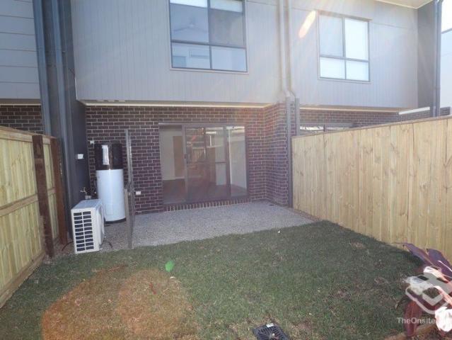 Townhouse for rent in Toombul, Queensland