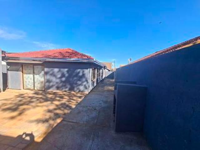 House for sale in Soweto, Protea North