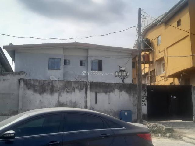 Flat for sale in Gbagada, Lagos
