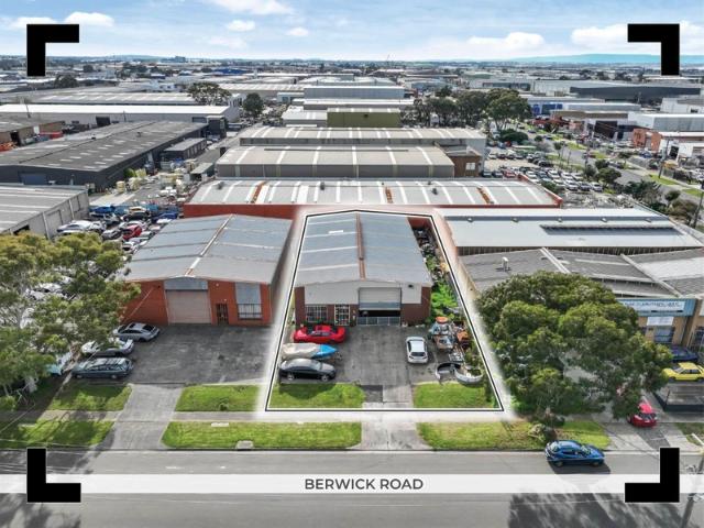 Warehouse for sale in Camerons Creek, Victoria