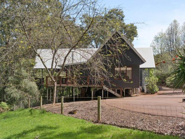 House for sale in Dwellingup, Western Australia
