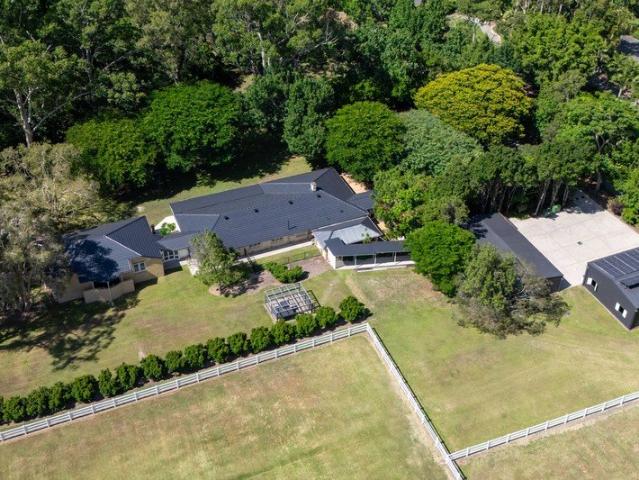 Cottage for sale in Toombul, Queensland