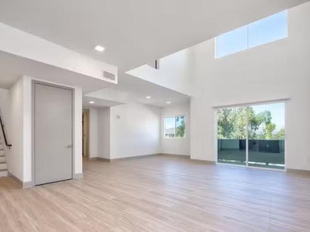 Condo for rent in North Hollywood