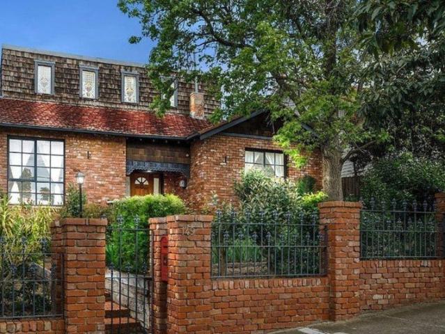 House for rent in Essendon, Melbourne