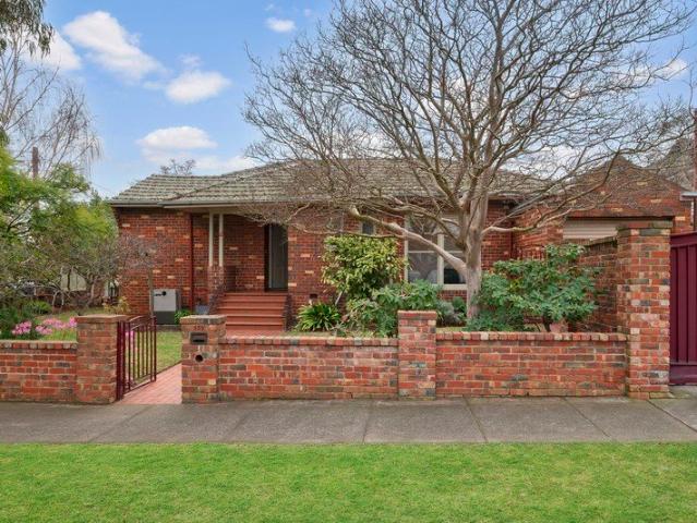 Apartment for sale in Camerons Creek, Victoria