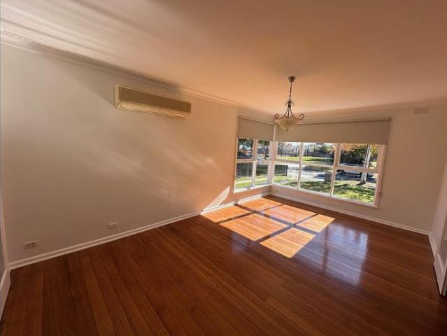 House for rent in Bentleigh East, Melbourne
