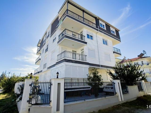 Aşağı Pazar, Korkuteli içerisinde satılık mülk
