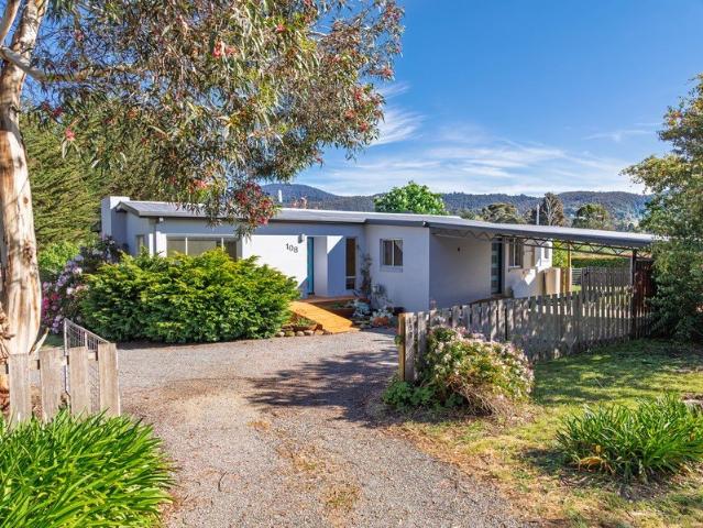 House for sale in Lucaston, Huon Valley