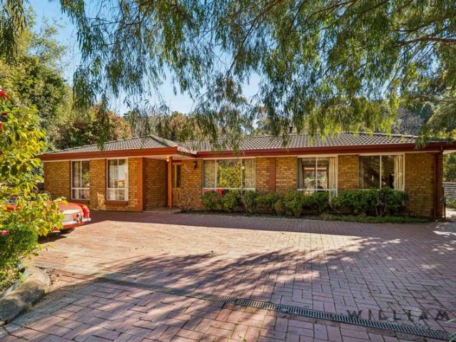 House for sale in Summertown, South Australia