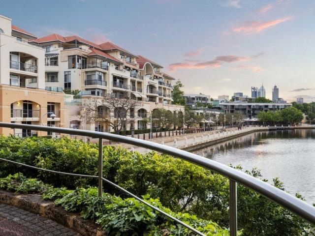 Apartment for sale in East Perth, Perth