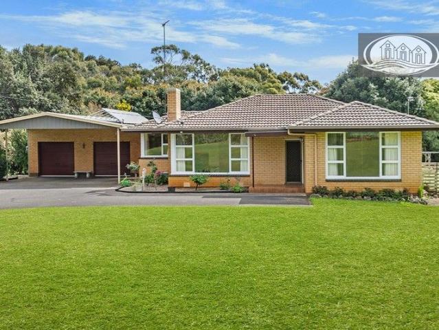 Cottage for sale in Heathmere, Victoria