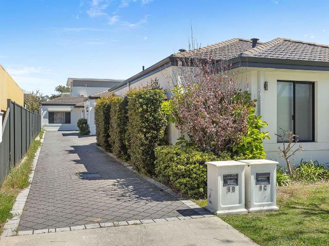 Villa for sale in Stirling, Western Australia