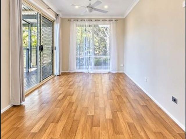 Apartment for rent in Mirrabooka, City of Lake Macquarie