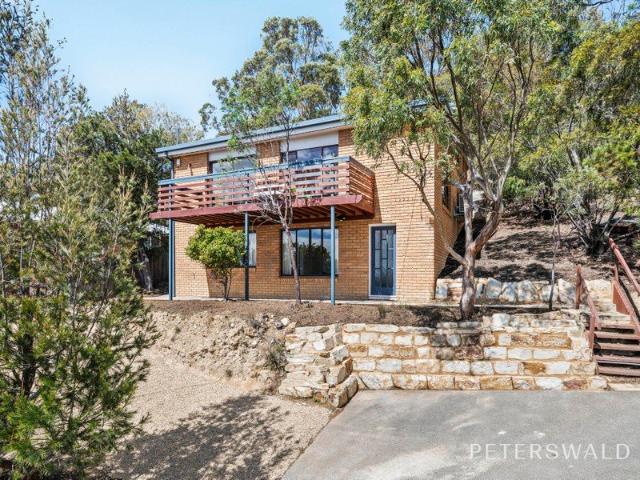 House for sale in Lenah Valley, Hobart
