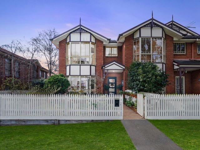 Townhouse for sale in Camerons Creek, Victoria