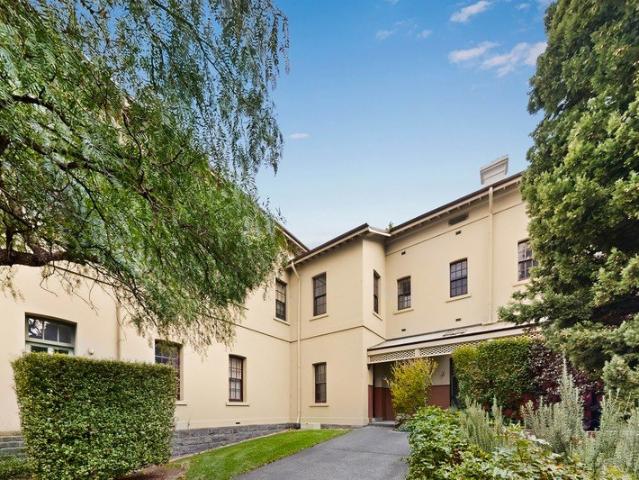 Apartment for sale in Camerons Creek, Victoria