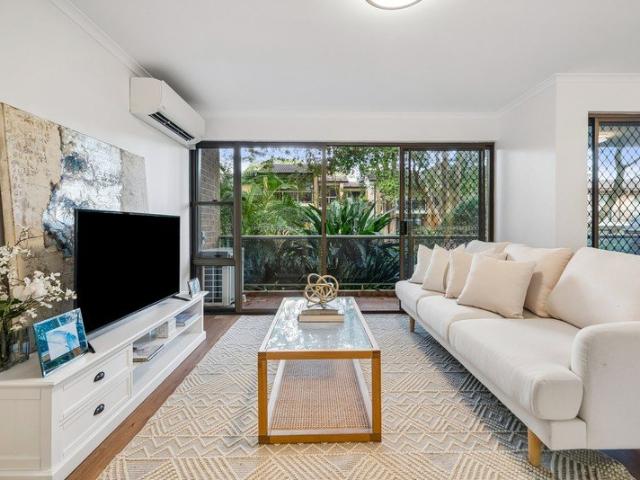 Villa for sale in Sydney, New South Wales