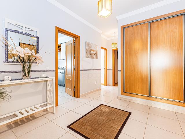 Apartamento venda em Armação De Pêra, Faro
