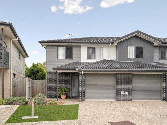 Townhouse for sale in Toombul, Queensland
