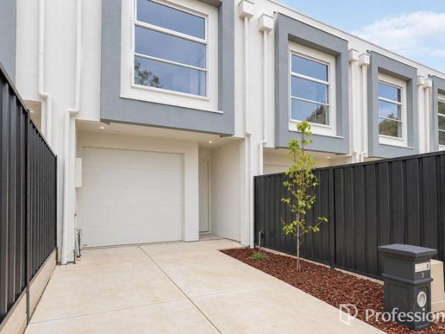 Townhouse for rent in Adelaide, City of Tea Tree Gully