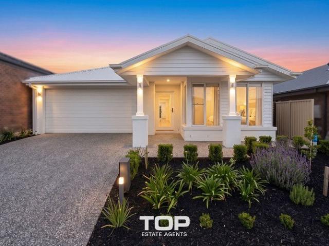 House for sale in Nar Nar Goon, Melbourne