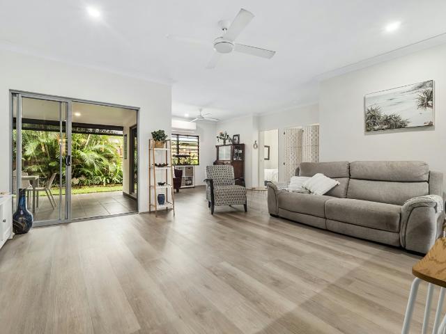 House for sale in Palm Cove, Queensland