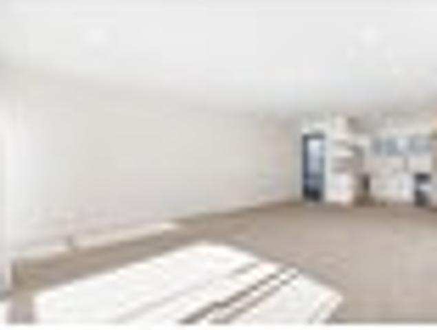 Townhouse for sale in Point England, Oroua County