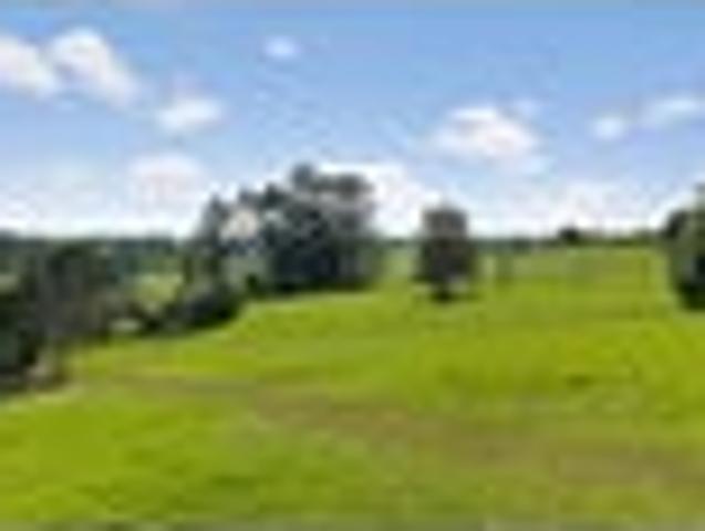 Land for sale in Awhitu