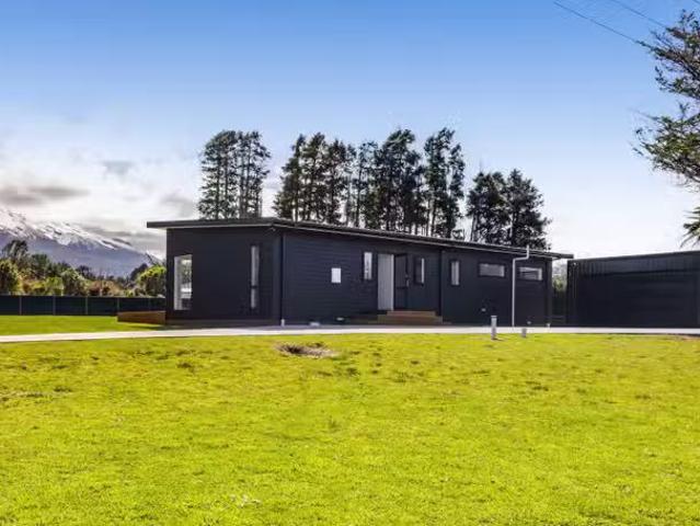 House for sale in Taranaki