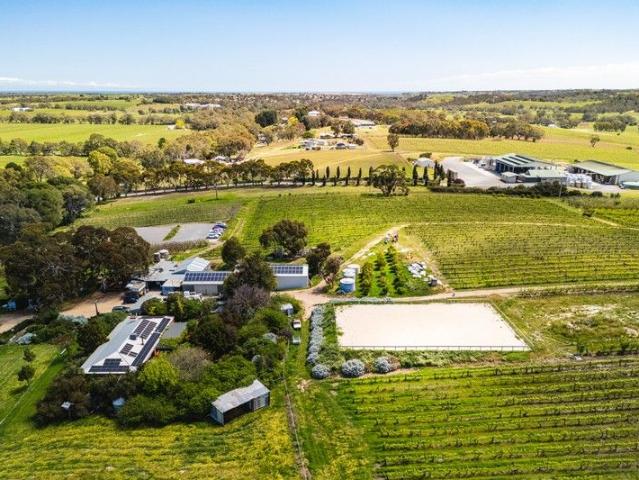 Cottage for sale in Horseshoe Creek, South Australia