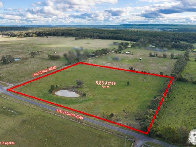 Land for sale in Ross Creek, Victoria