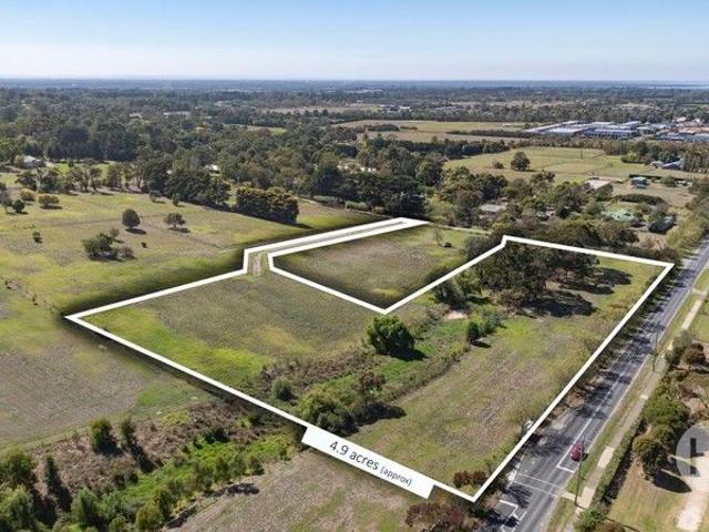 Cottage for sale in Camerons Creek, Victoria