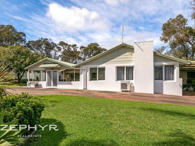 Cottage for sale in Drome, Albany