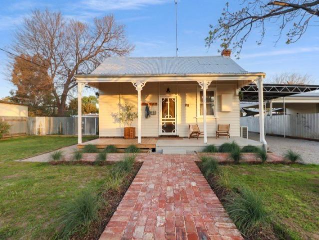 House for sale in Deniliquin, Edward River Council