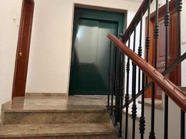 Piso en venta en La Carlota, Andalucía
