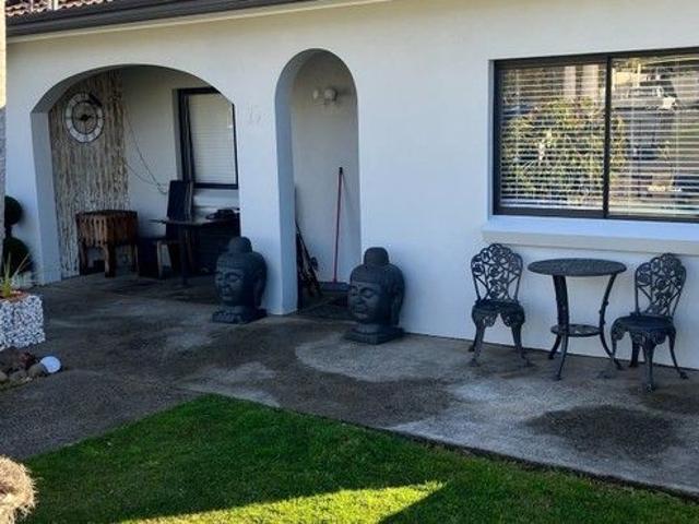 House for sale in Orient Point