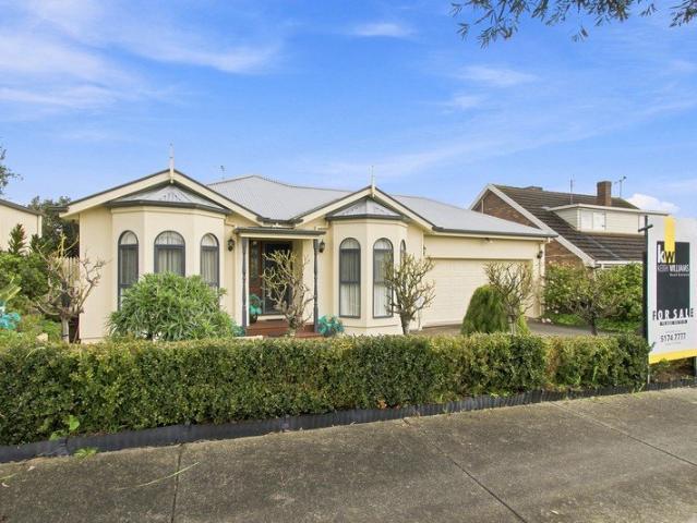 House for sale in Churchill, Victoria