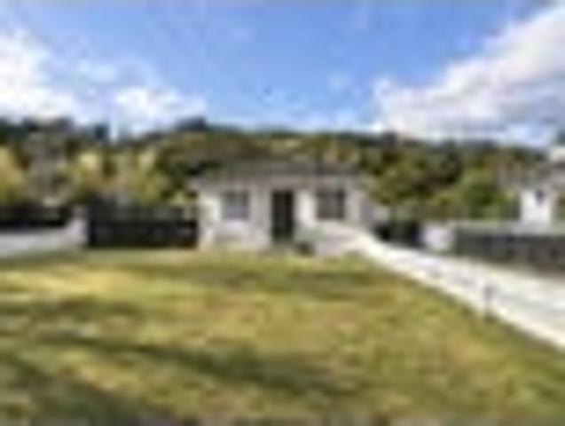 House for sale in Days Bay, Wellington