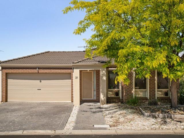 House for sale in Hillside, Melbourne