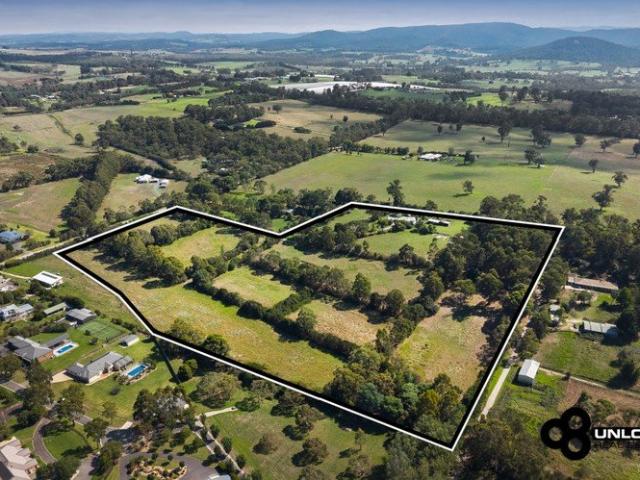 Cottage for sale in Camerons Creek, Victoria