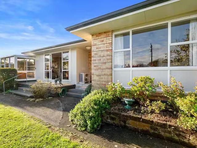 House for sale in Hillsborough, Taranaki