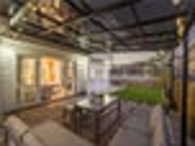 Apartment for sale in Eastern Beach, Howick