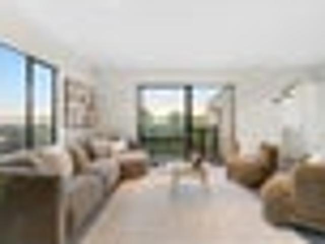 House for sale in Paremoremo, Oroua County