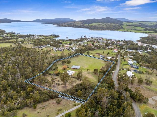 House for sale in Dunalley, Tasmania