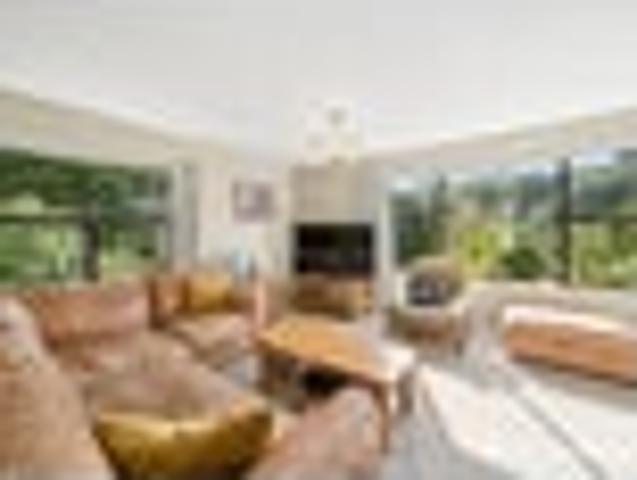 House for sale in Pauatahanui, Wellington
